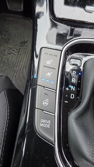 Hyundai I30 Fastback 1.5 Hybrid , automat, 8700km,  6/2025 - 4