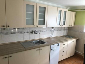 Kuchynská linka - 4