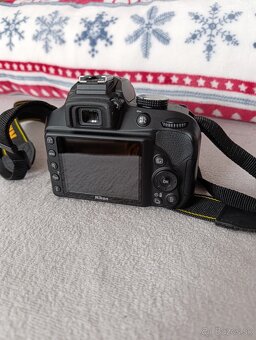 Nikon D3400 - 4