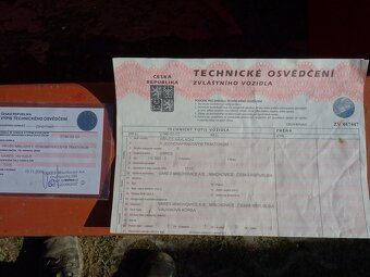 Vlečka vyklápacia - 4