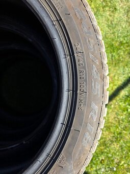 Zimné Pirelli 245/45 r18 100V - 4