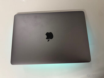MacBook Pro 13" 2018 - 4