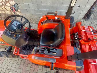 KUBOTA GT23 - 4