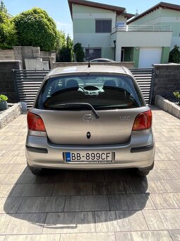 Toyota yaris - 4
