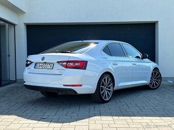 Predám Škoda Superb 3 L&K 4x4 140 kW 2.0 TDI (2016) - 4