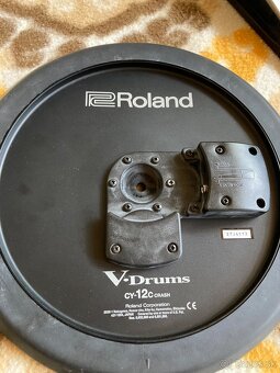 Roland 17 - 4
