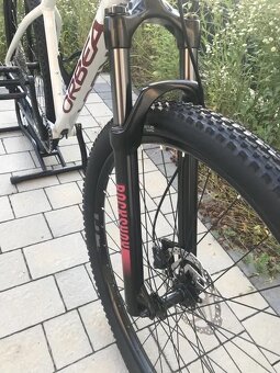 Predám bicykel Orbea Alma H30, veľkosť M. - 4