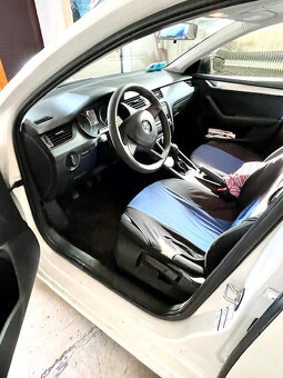 Predám Škodu Octavia Combi - 4