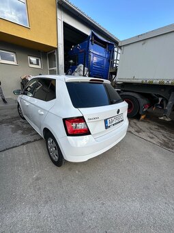 Škoda Fabia 2015 - 4
