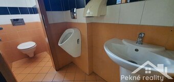 Prenájom priestoru s výkladom - námestie SNP, Zvolen - 4