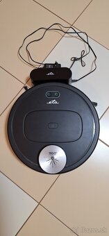 Robotický vysávač ETA - 4