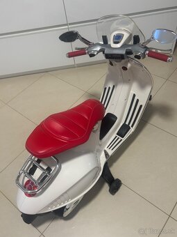 Detská motorka Vespa - 4