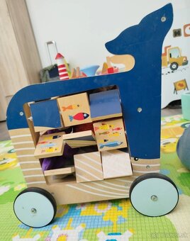 Small foot Drevené chodítko Veľryba - 4