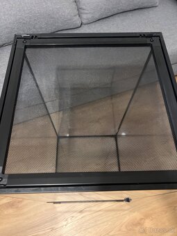 Predám terárium 45x45x90cm - 4