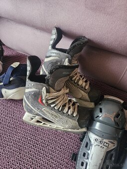 Hokejová výstroj - 4