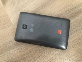 Malý LG mobil, plne funkčný - 4