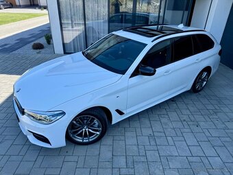BMW 520d xDrive Touring M Sport - 4