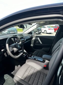 Citroen C4X - 4