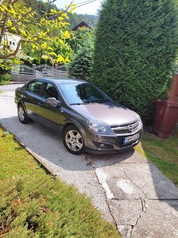 0pel Astra 1.6 85 KW, 74 700km, r.v. 2/2011 - 4