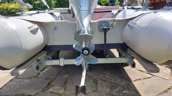Nafukovací čln – loď HONDA s príslušenstvom, odpočet DPH - 4