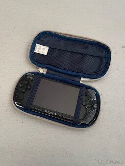 Sony Playstation Portable - PSP - 4
