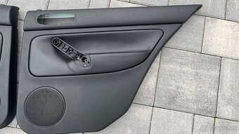 Zadné kožené tapaciry VW Golf IV - 4