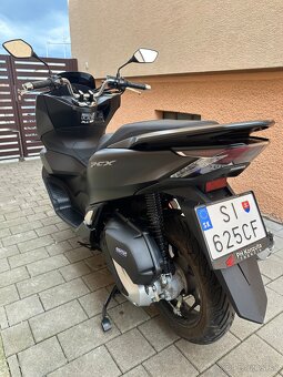PREDÁM HONDA PCX 125 r.v.2023 iba 1 536 km - 4