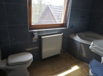 Prenájom krásneho veľkého 2,5 izbového bytu s veľkou terasou - 4