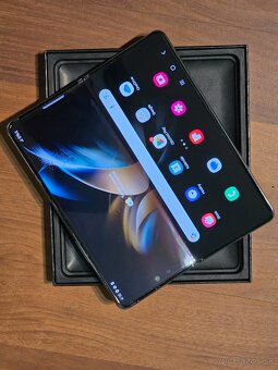 Samsung zfold4 , z fold 4 , zfold 4 - 4