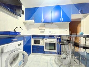 VEĽKÝ RODINNÝ 4-IZBOVÝ BYT , BALKÓN, ZARIADENIE - 4