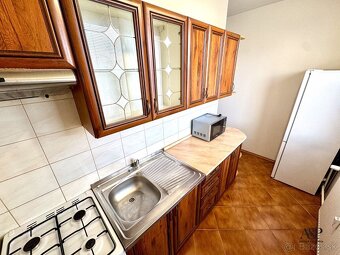 NA PREDAJ 1 IZBOVÝ BYT, 33M2, UL. J.MUDROCHA, SENICA - 4