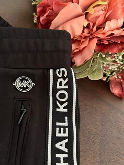 Michael Kors suprava stala 450 eur - 4