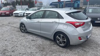 Hyundai i30 1.4i 73kw M6 - 4