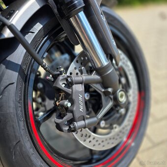 Kawasaki Z900 červená  70 Kw aj 35 Kw - 4