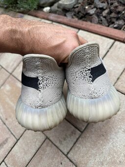 Adidas YEEZY Boost 350 ORIGiNAL - 4