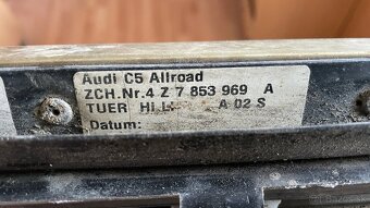 Audi A6 C5 Allroad ľavá zadná lišta - 4