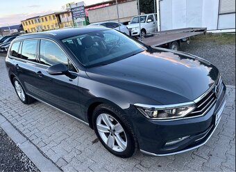 Volkswagen Passat Variant 2.0 TDI EVO Elegance DSG - 4