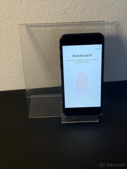 Predám Apple iPhone SE 2020 128GB Black Stav Nového telefónu - 4