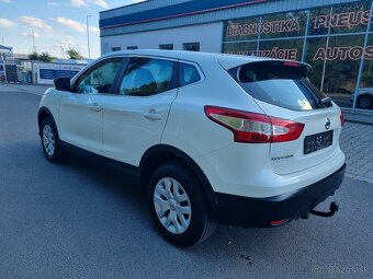Nissan Qashqai - 4