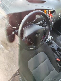 Kia ceed sw - 4