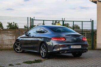 Mercedes-Benz C220d Coupé AMG Line - 4