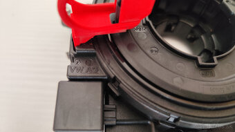 Krúžok airbagu / jednotka Škoda 5Q1 953 569 A - 4