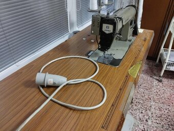 Šijací stroj Juki - 4