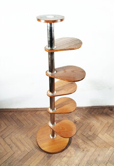 stojan na kvety funkcionalizmus - 4