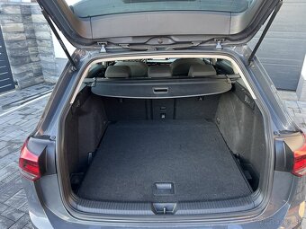 VW Golf VIII Variant 2.0 TDI 85kw DSG - 4