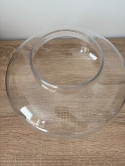 Sklenena gulata vaza - 4