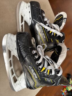 Bauer Supreme M40 13.5 - 4