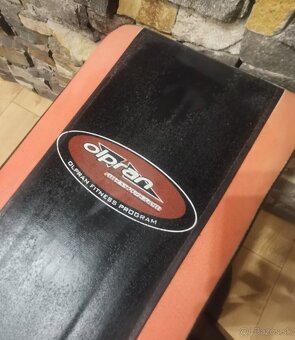 Posilňovacia lavička na bench press polohovateľná - 4