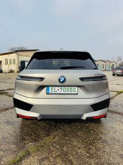 Predam BMW iX50 Xdrive - 4