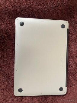 MacBook Air 13” – veľmi dobrý stav - 4